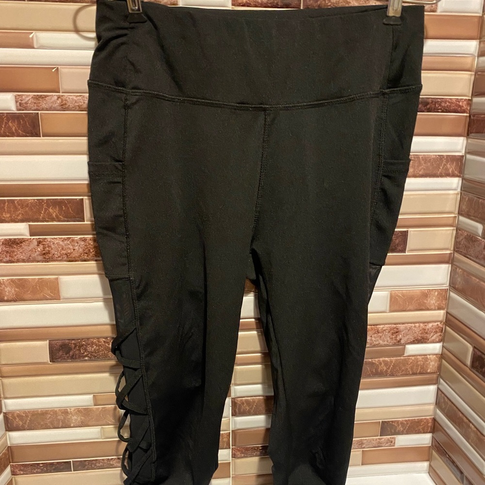 Black leggings